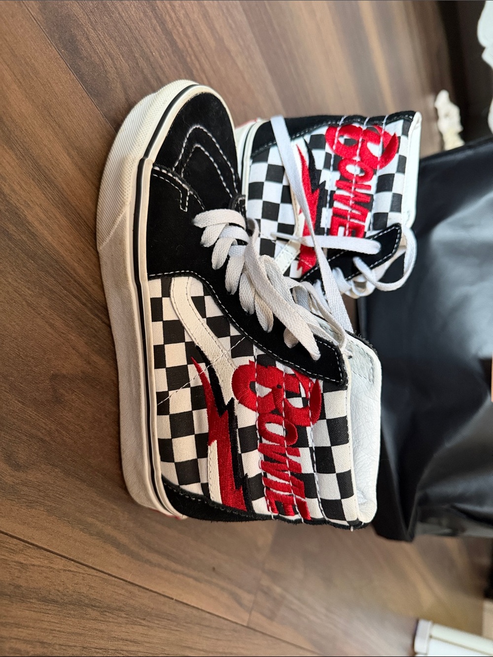 Vans high top David Bowie
